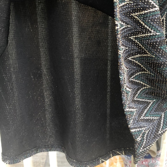 NWT Lularoe ClassicT Large elegant chevron holiday - Picture 3 of 6